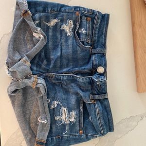 American Eagle denim shorts size 6
